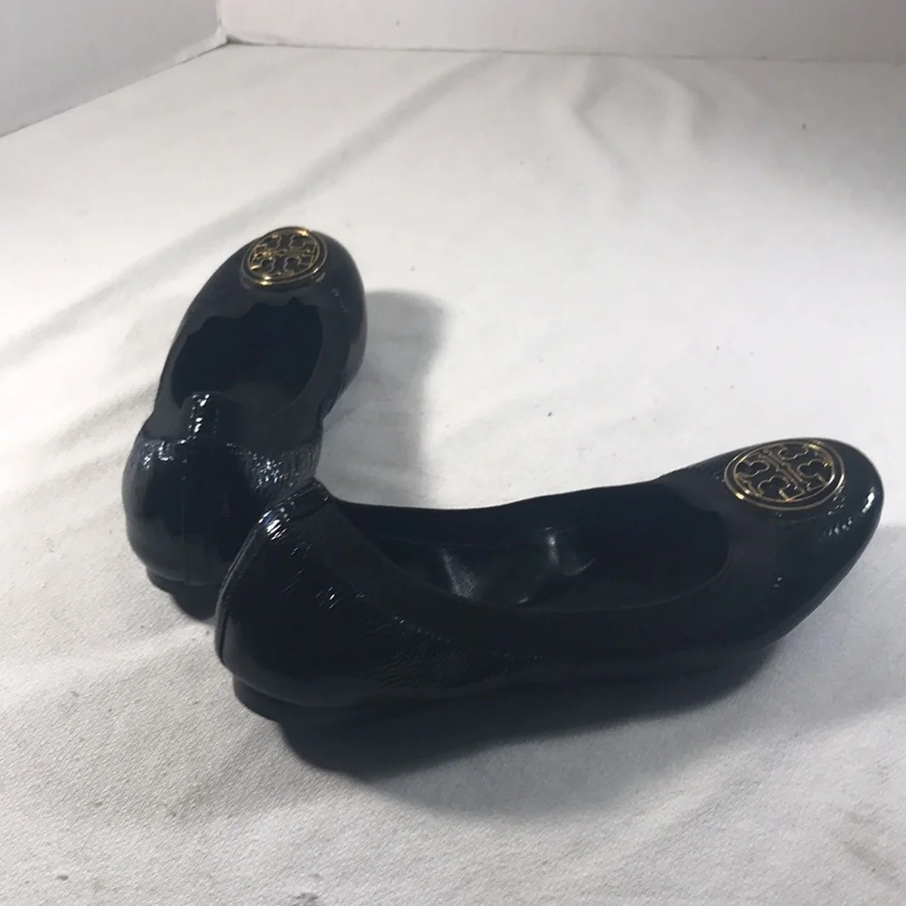 Tory Burch Caroline Women's Black Patent Leather Ballet Flats with Logo Accent